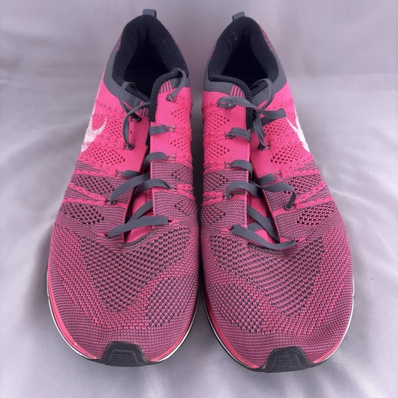 Nike Flyknit Trainer Mens Size 13 Pink White Running Shoes 532984-611 - Picture 3 of 10